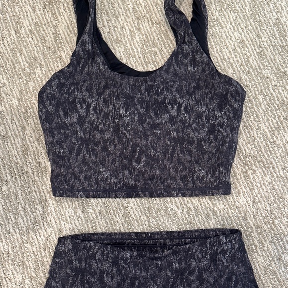 Varley Black Patterned Activewear Set - Picture 4 of 4